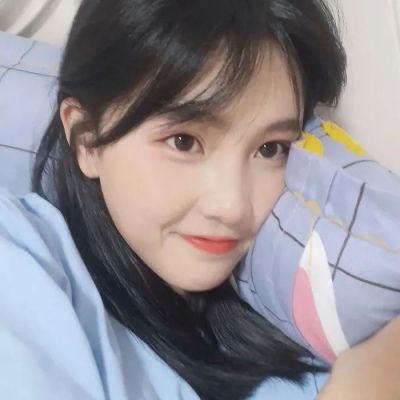 反穿女王爷，霸总哄着点